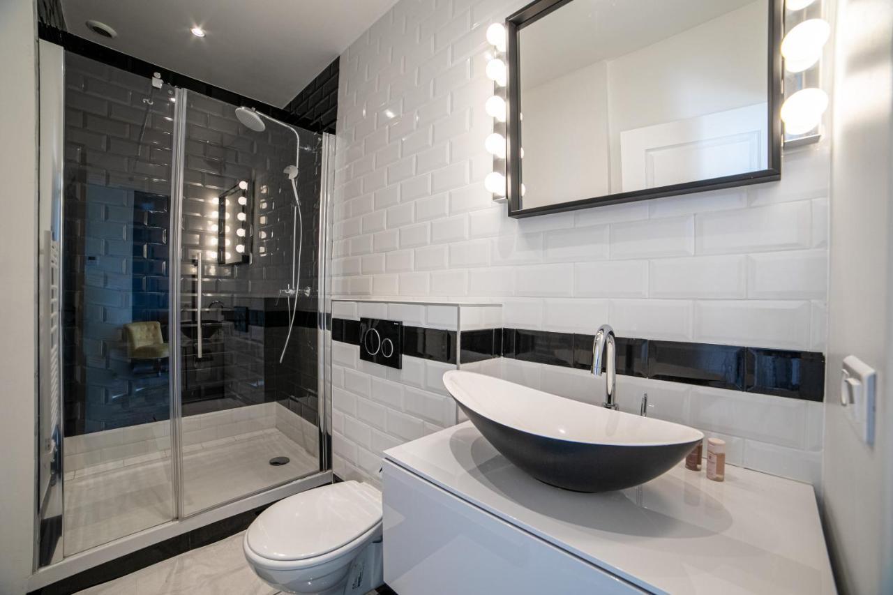 Apartment The Loft - Superb 2 Bedrooms On Floor With Terrace - 10min To Palais & Beach! Cannes